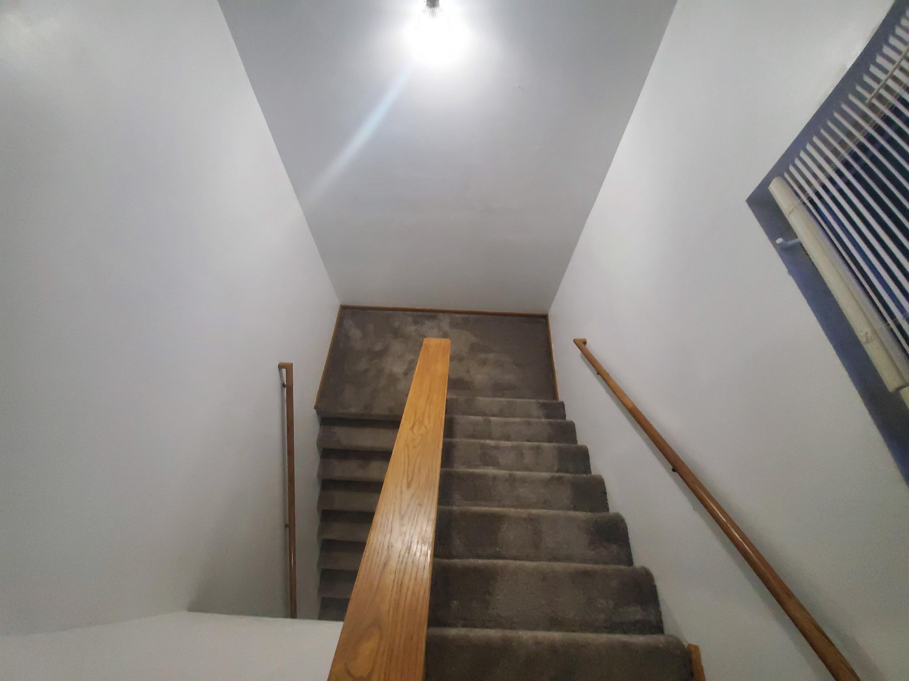 910-912 Logan Street La Crosse, WI 54603 - Photo 17 of 21 Logan 5