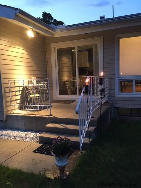 156 Menands Road Colonie, NY 12211 - Photo 28 of 37 Photo 28