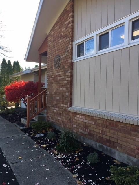 156 Menands Road Colonie, NY 12211 - Photo 29 of 37 Photo 29