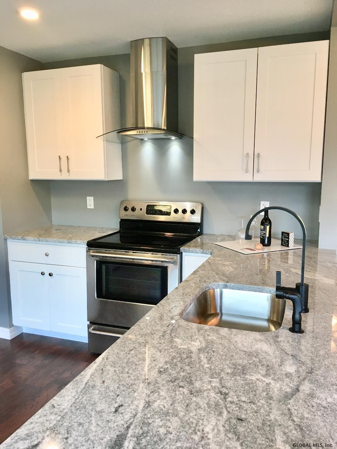 156 Menands Road Colonie, NY 12211 - Photo 6 of 37 Photo 6