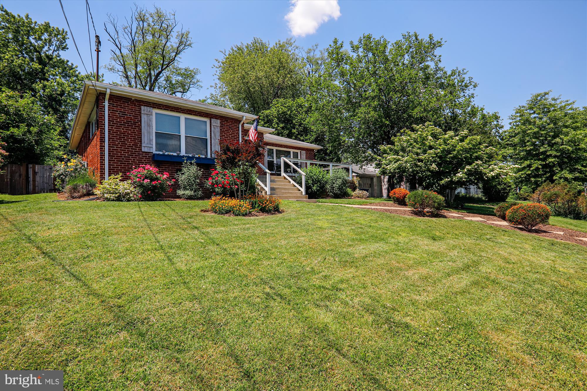 10608 Bucknell Drive Silver Spring, MD 20902 - Photo 2 of 54