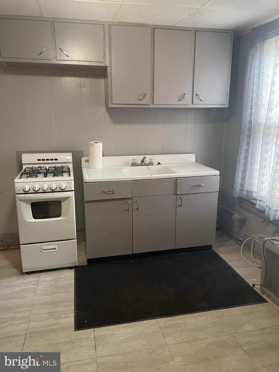2273 Reisterstown Road Baltimore, MD 21217 - Photo 5 of 26 Apartment - Kitchen