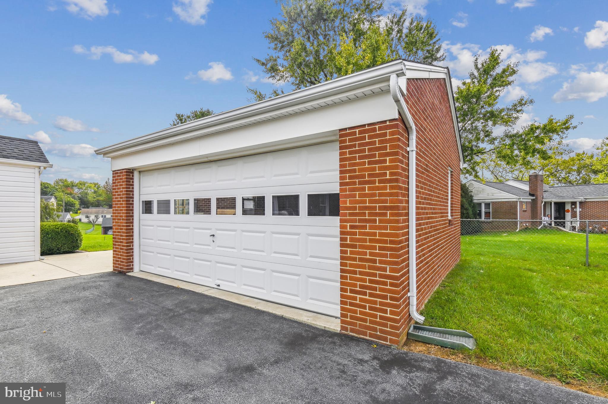 515 Old Baltimore Road Westminster, MD 21157 - Photo 33 of 36 Two car garage