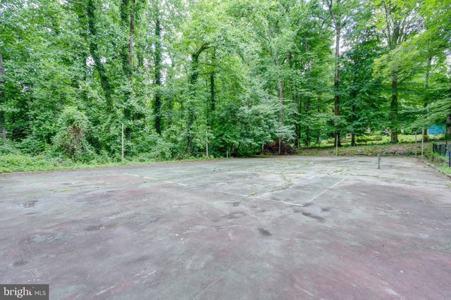 $797,000 | 4901 Columbia Road, Annandale, VA 22003