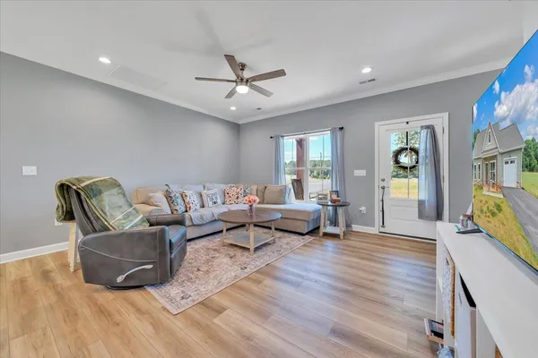 $369,900 | 1581 Burnt Chimney Road, Wirtz, VA 24184