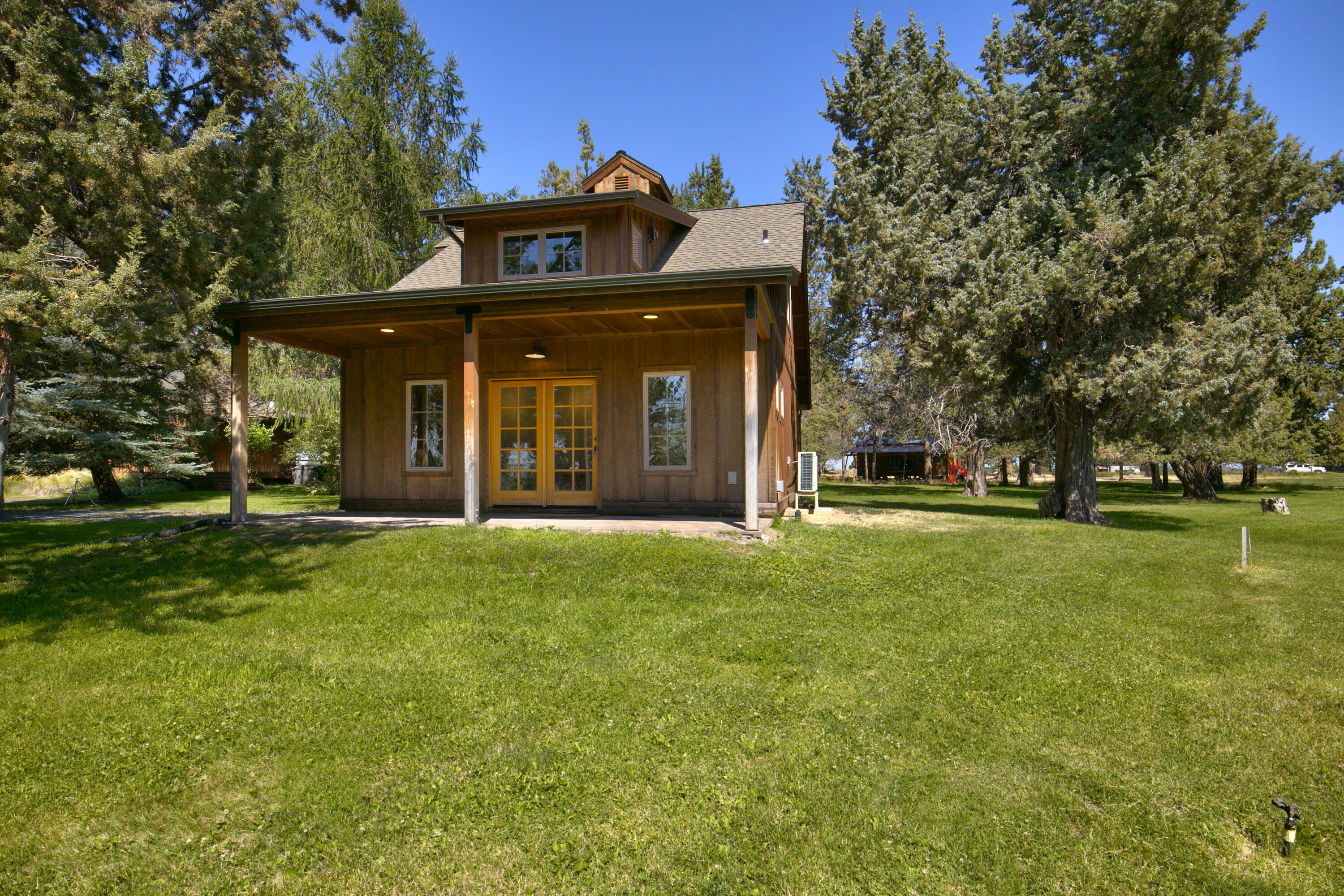 65701 Twin Bridges Road Bend, OR 97703 - Photo 20 of 44 20