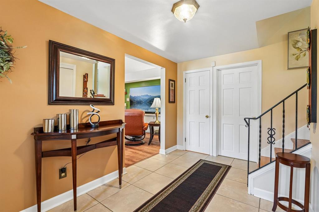 3741 Margate Road Pittsburgh, PA 15221 - Photo 4 of 36