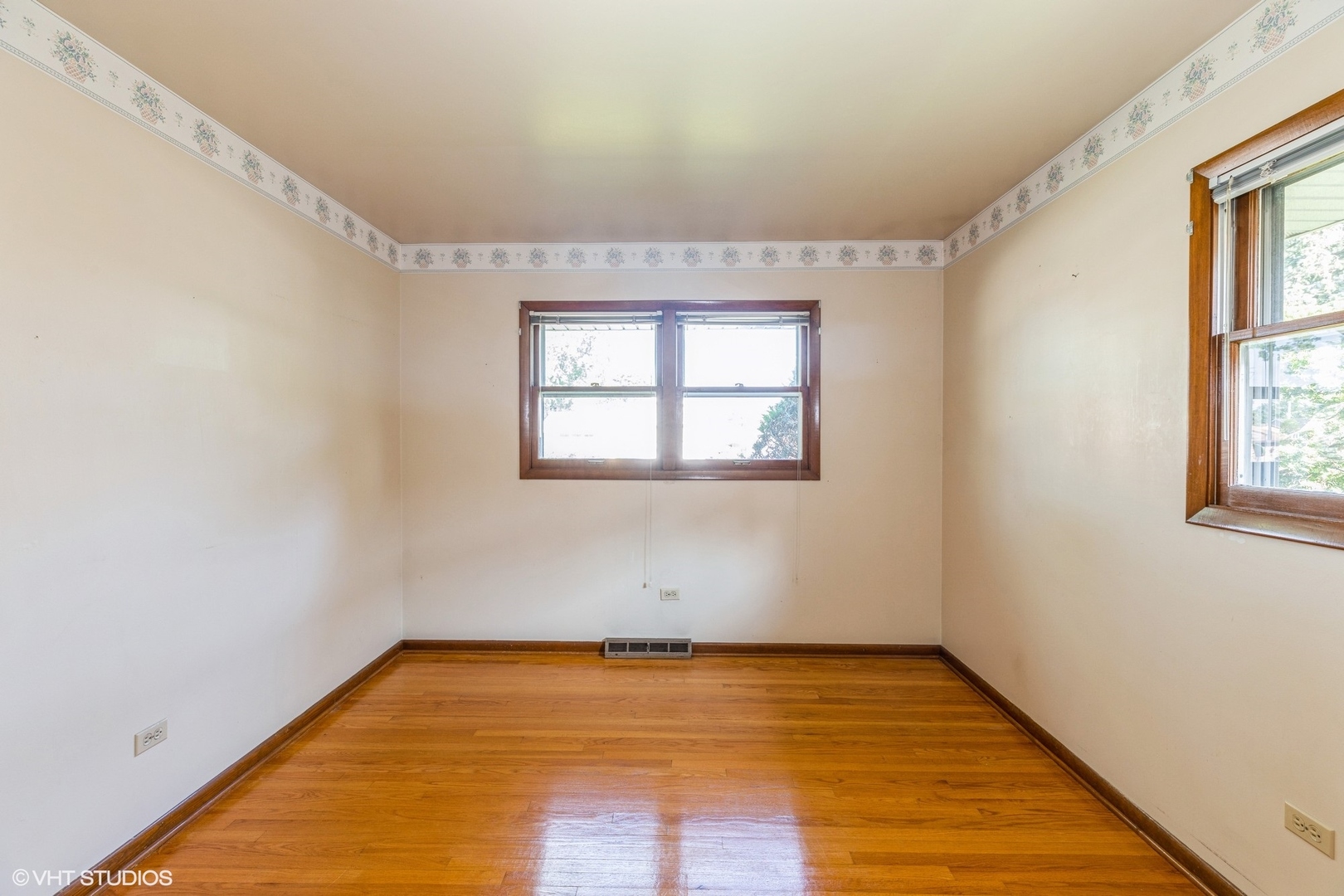 18327 Bock Road Lansing, IL 60438 - Photo 12 of 18 Gallery Image 12