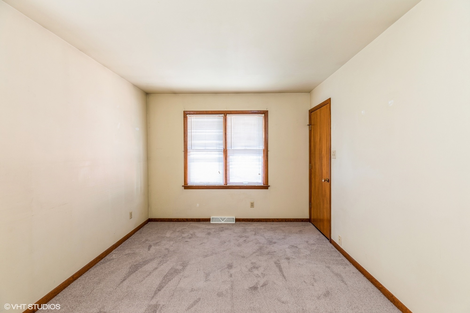 18327 Bock Road Lansing, IL 60438 - Photo 15 of 18 Gallery Image 15