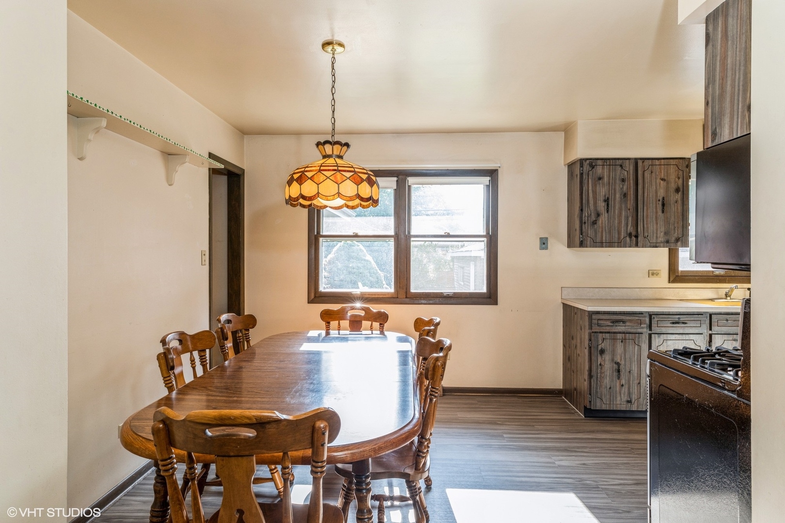 18327 Bock Road Lansing, IL 60438 - Photo 10 of 18 Gallery Image 10