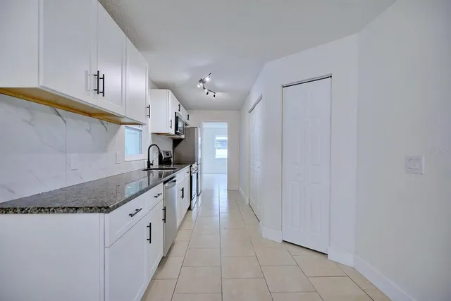 $398,000 | 1926 Gardenia Terrace, Sebring, FL 33875