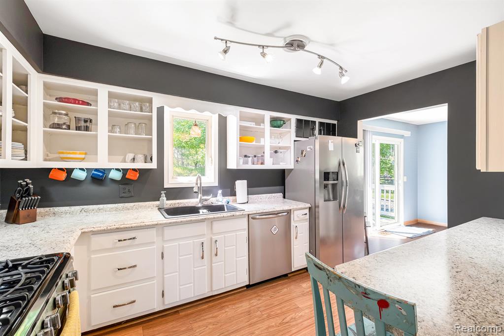 602 Davis Street Fenton, MI 48430 - Photo 11 of 30 Gallery Image 11