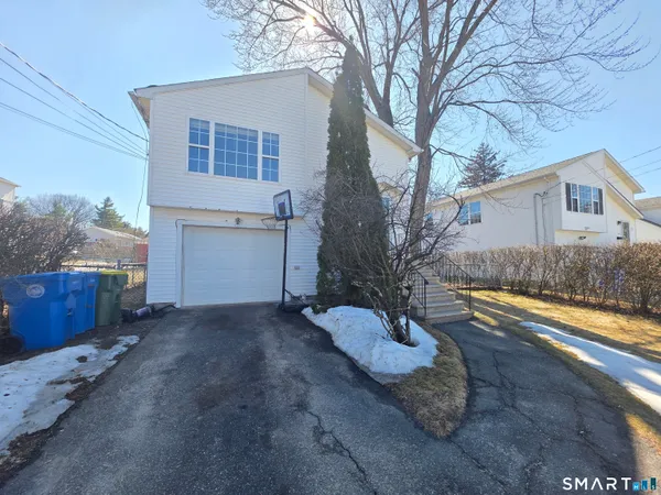 $2,600 | 15 Mc Donald Avenue, Waterbury, CT 06710