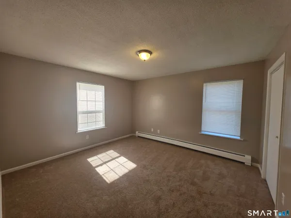 $2,600 | 15 Mc Donald Avenue, Waterbury, CT 06710