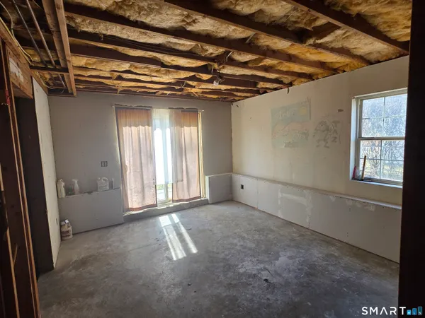 $2,600 | 15 Mc Donald Avenue, Waterbury, CT 06710