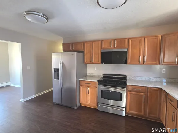 $2,600 | 15 Mc Donald Avenue, Waterbury, CT 06710