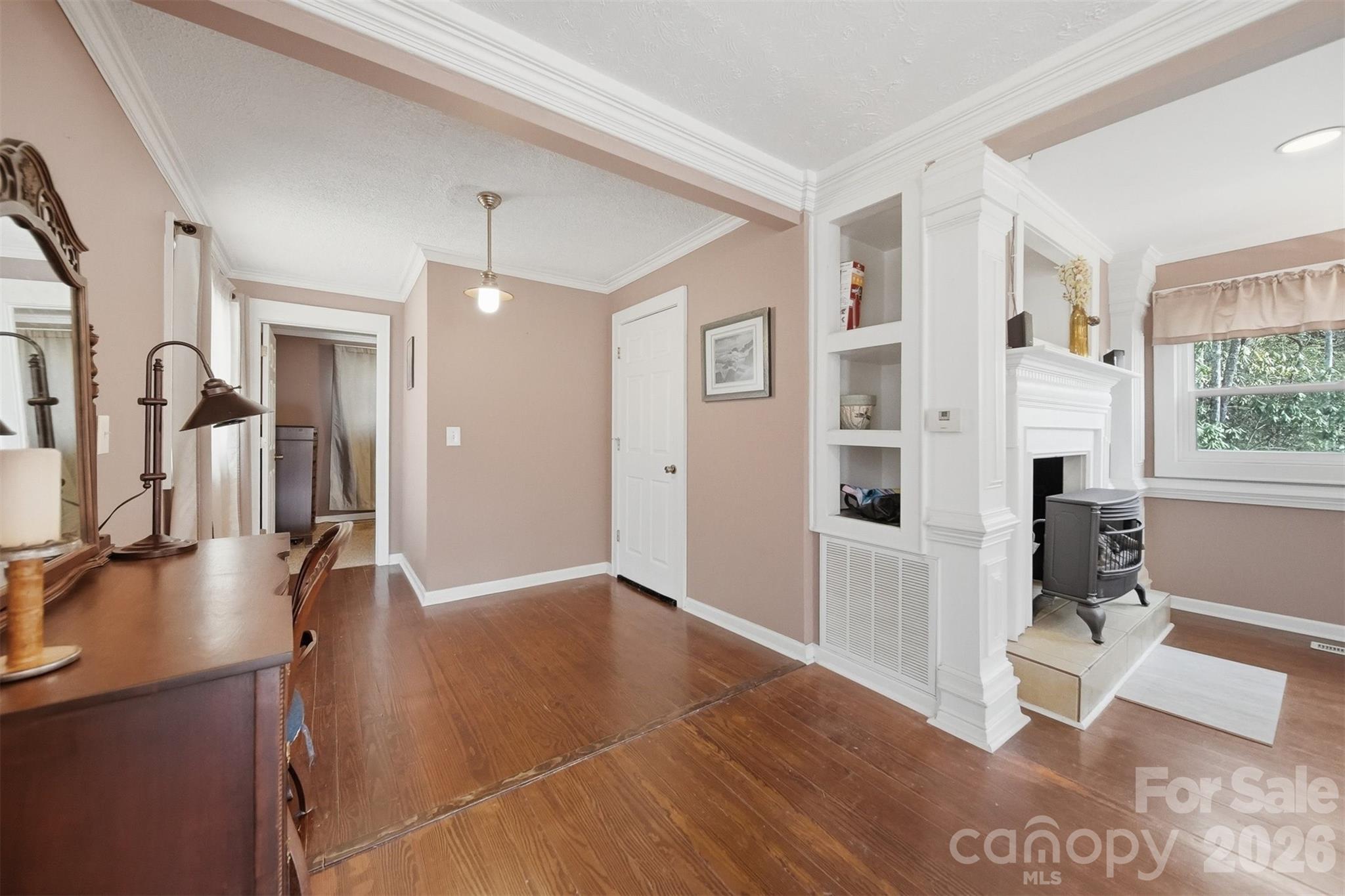 621 Wildlife Lake Road Old Fort, NC 28762 - Photo 15 of 35 a view of a living room