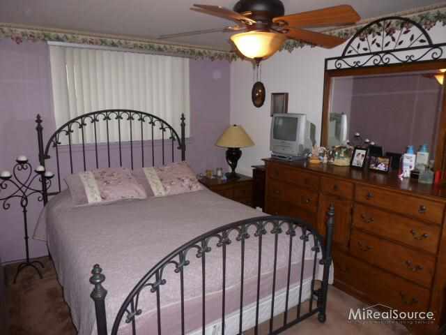 20467 15 Mile Road Clinton Township, MI 48035 - Photo 12 of 16 31151510-11.JPG