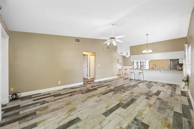 $305,000 | 1125 Somerset Circle South, Dunedin, FL 34698