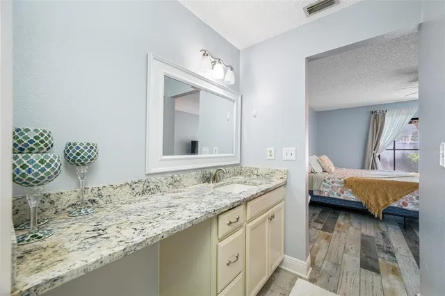 $305,000 | 1125 Somerset Circle South, Dunedin, FL 34698