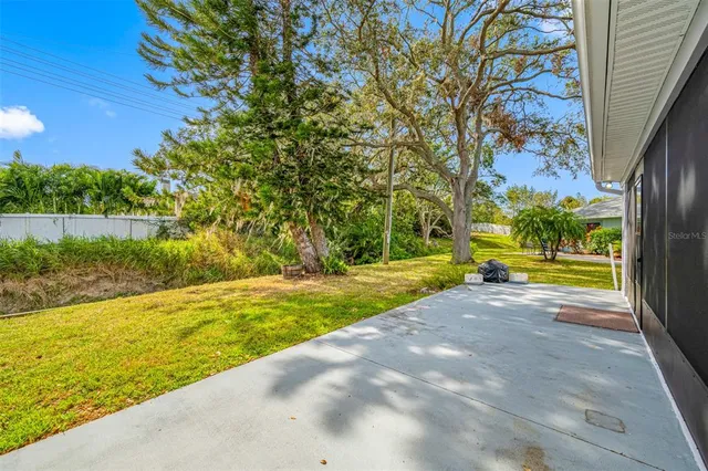 $305,000 | 1125 Somerset Circle South, Dunedin, FL 34698