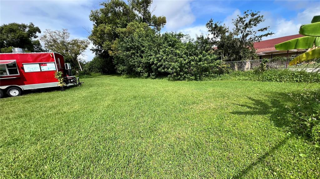 730 North Combee Road Lakeland, FL 33801 - Photo 3 of 5