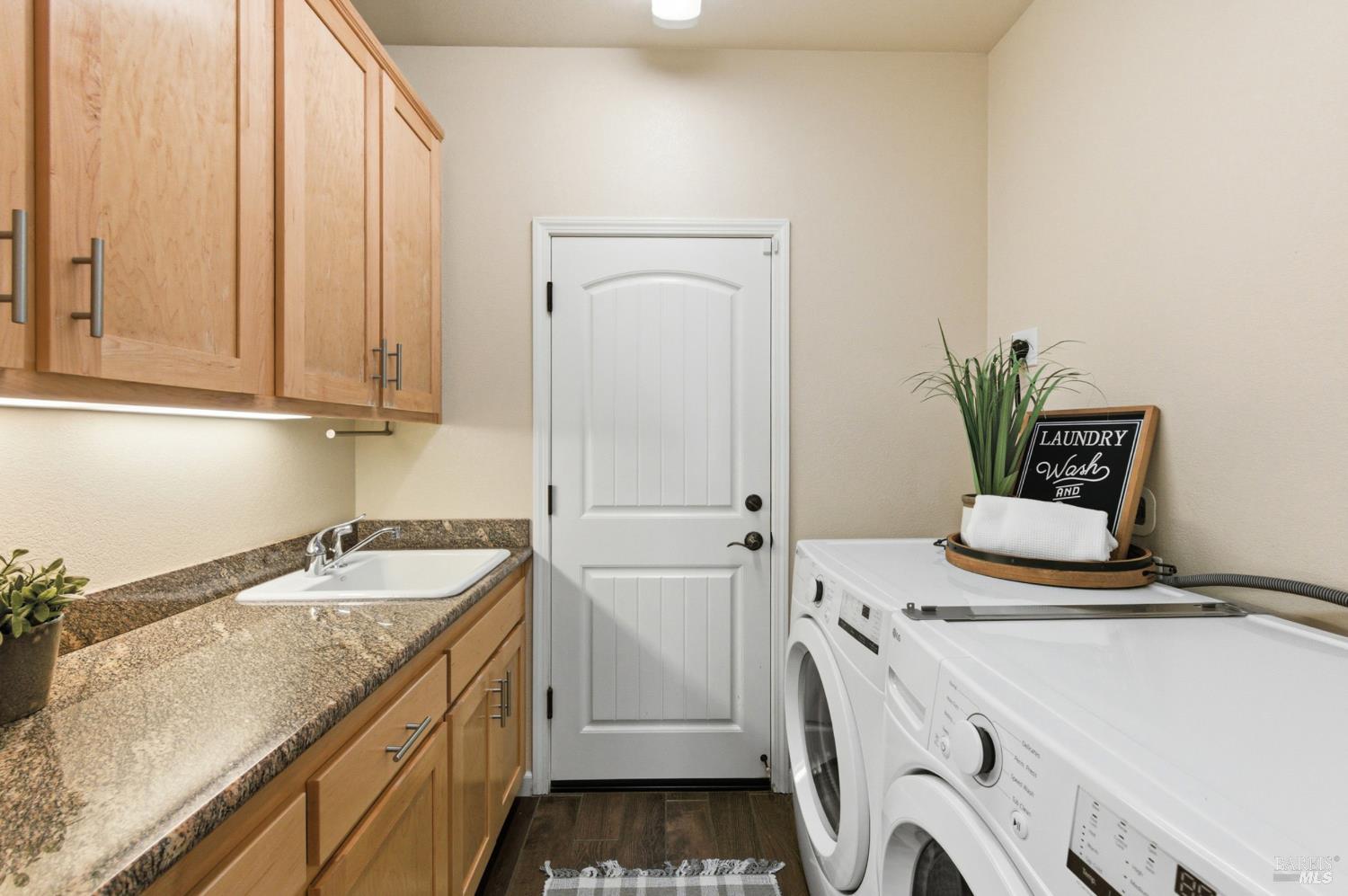 10041 Starr Road Windsor, CA 95492 - Photo 34 of 56