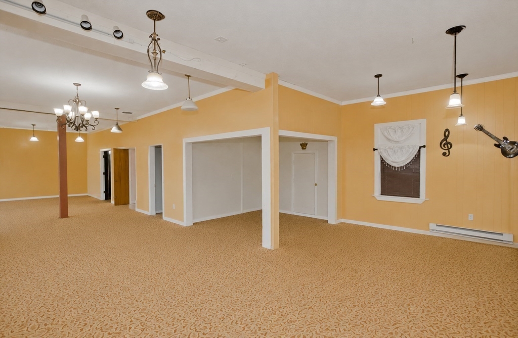 193 Elm Street Holyoke, MA 01040 - Photo 3 of 8