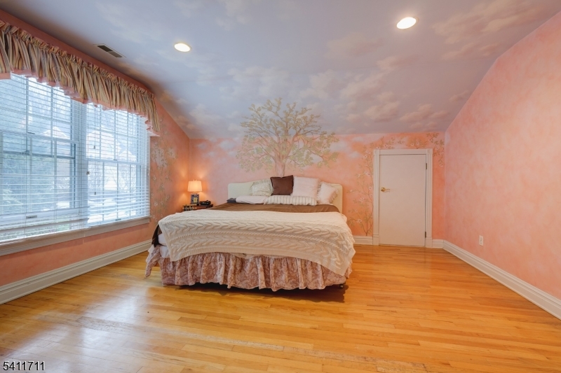 18 Tree Top Lane Chatham, NJ 07928 - Photo 35 of 47