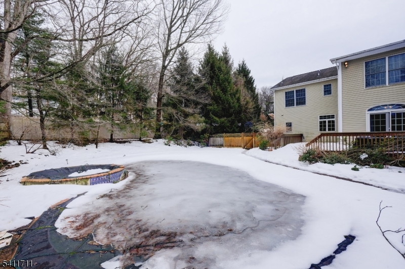 18 Tree Top Lane Chatham, NJ 07928 - Photo 4 of 47