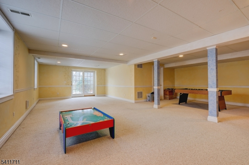 18 Tree Top Lane Chatham, NJ 07928 - Photo 43 of 47