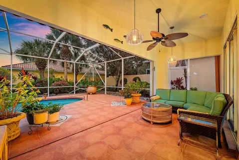 $895,000 | 4702 Dovehill Drive, Palm Beach Gardens, FL 33418