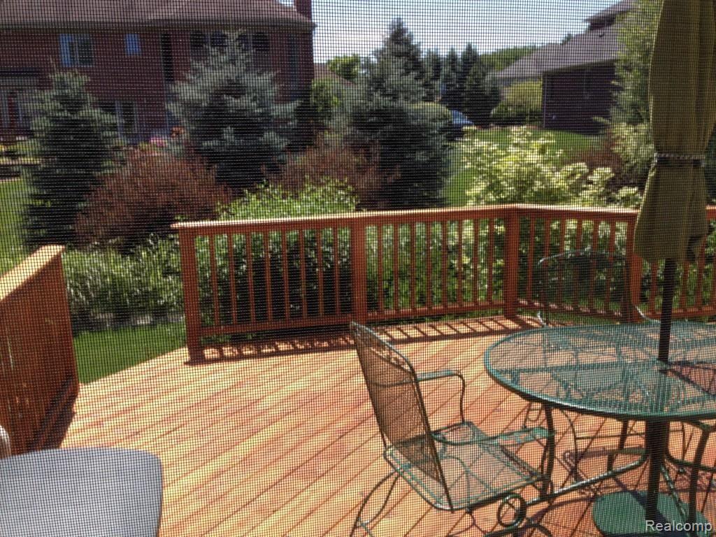 2511 Jackson Drive Rochester, MI 48309 - Photo 16 of 23 Pan .jpg