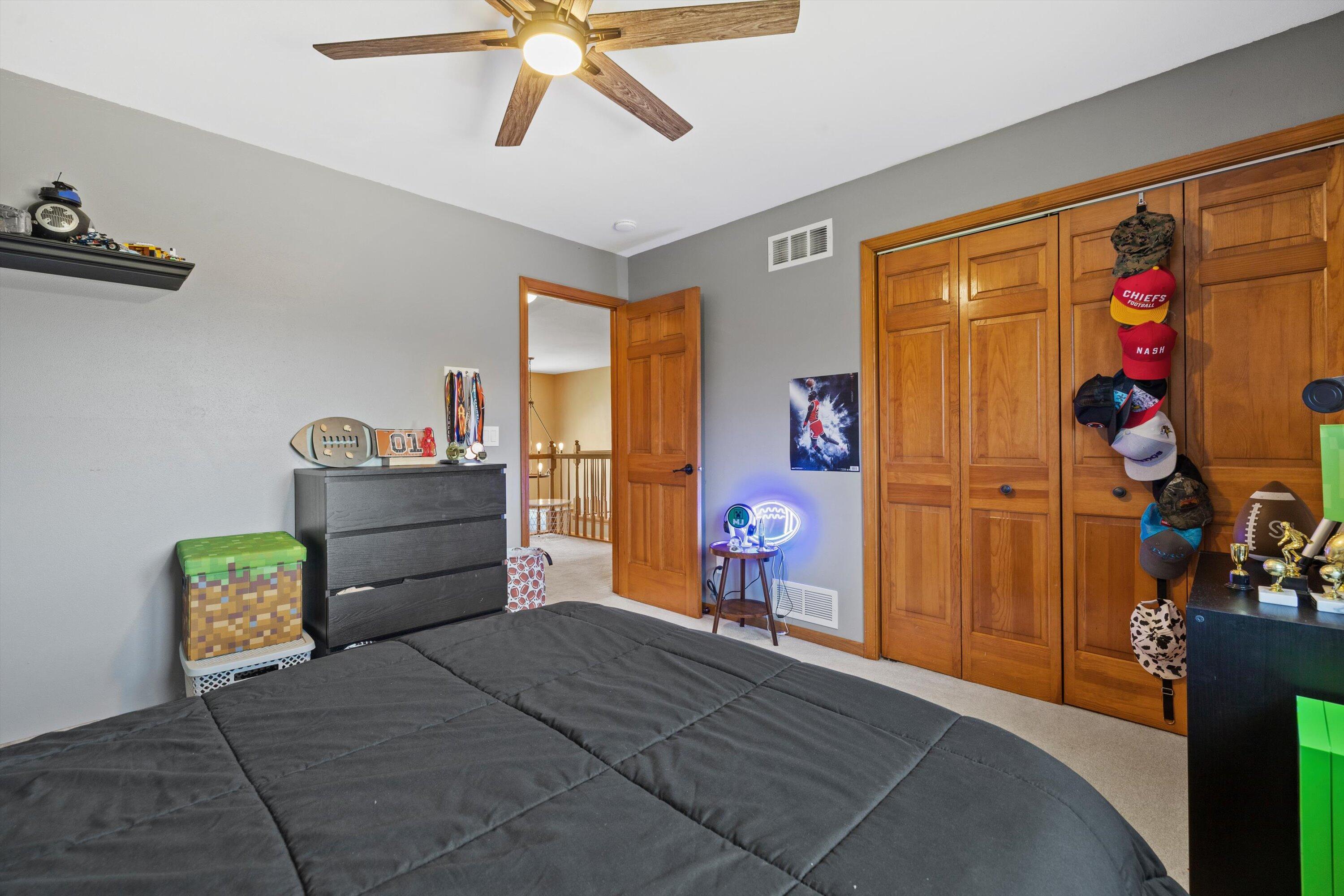 W266S8655 Rustic View Lane Vernon, WI 53149 - Photo 24 of 60 Bedroom 2