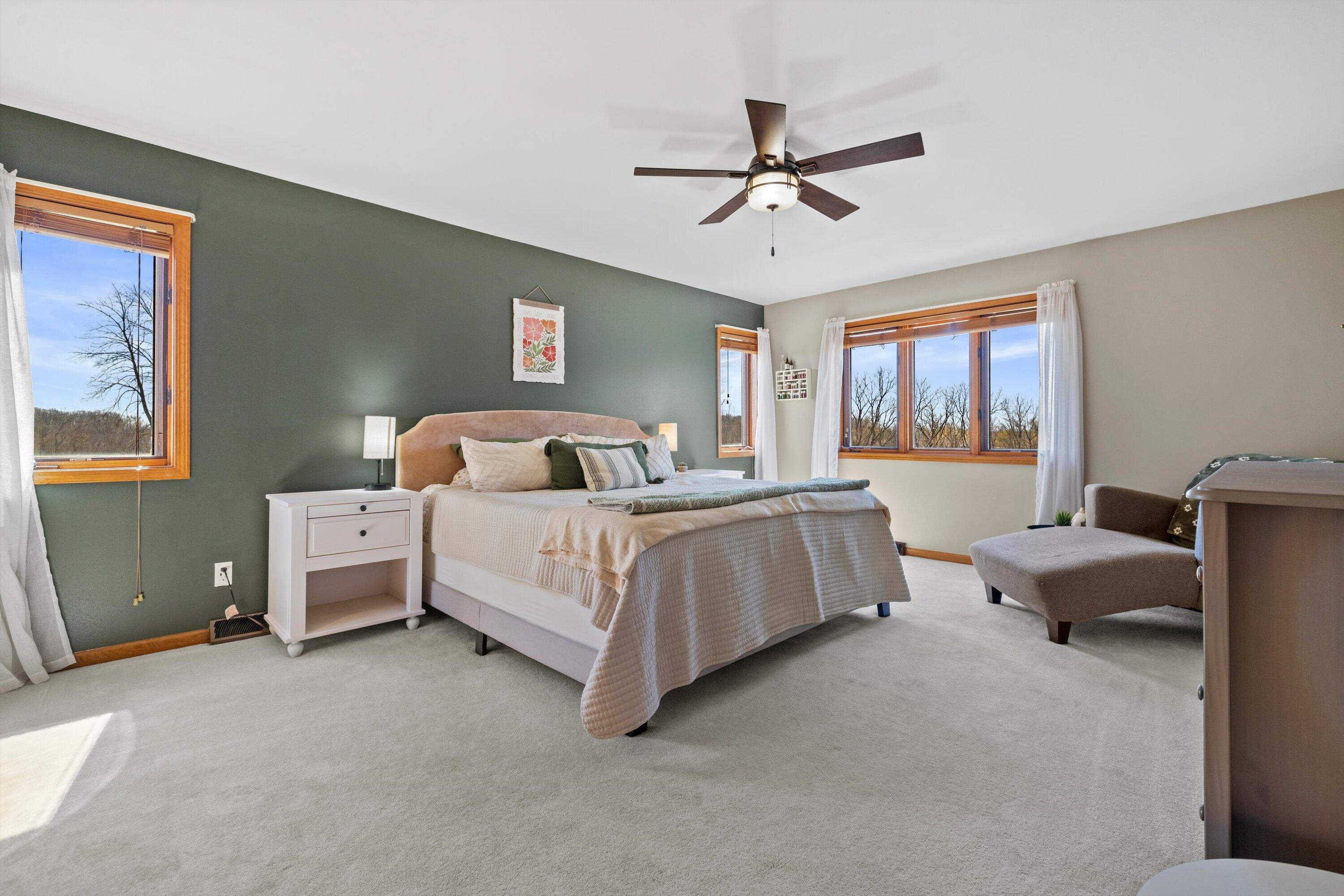 W266S8655 Rustic View Lane Vernon, WI 53149 - Photo 28 of 60 Master