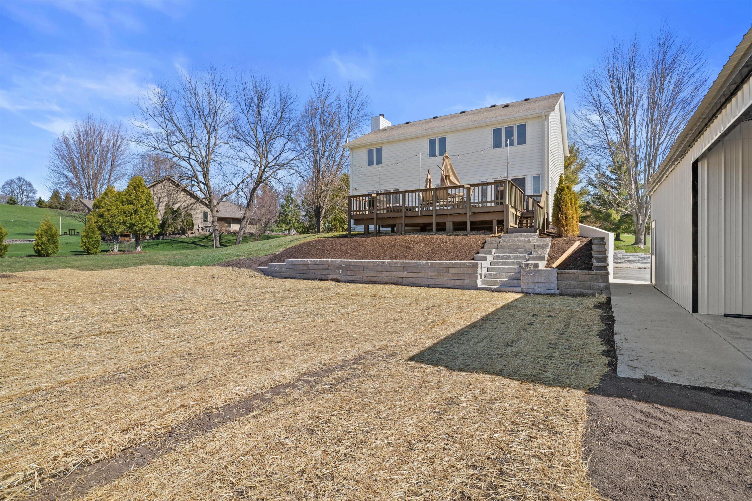 W266S8655 Rustic View Lane Vernon, WI 53149 - Photo 42 of 60 Back of yard