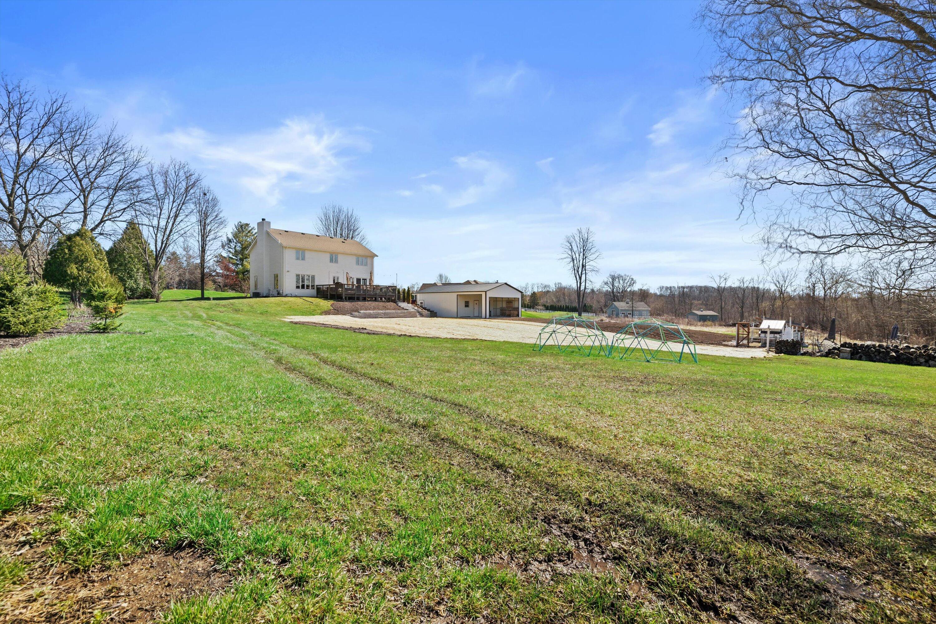 W266S8655 Rustic View Lane Vernon, WI 53149 - Photo 46 of 60 Back of yard