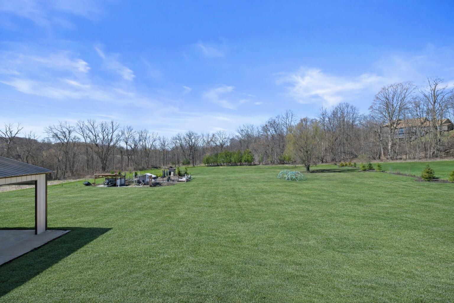 W266S8655 Rustic View Lane Vernon, WI 53149 - Photo 51 of 60 Enhanced rendering with grass