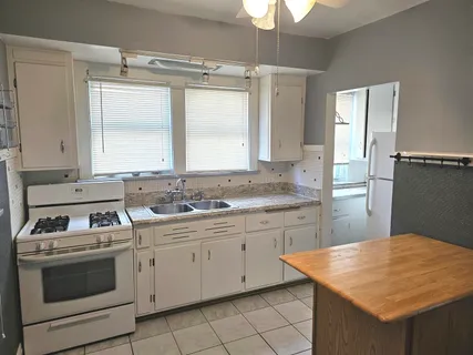 $589,900 | 5445 North Magnet Avenue, Chicago, IL 60630