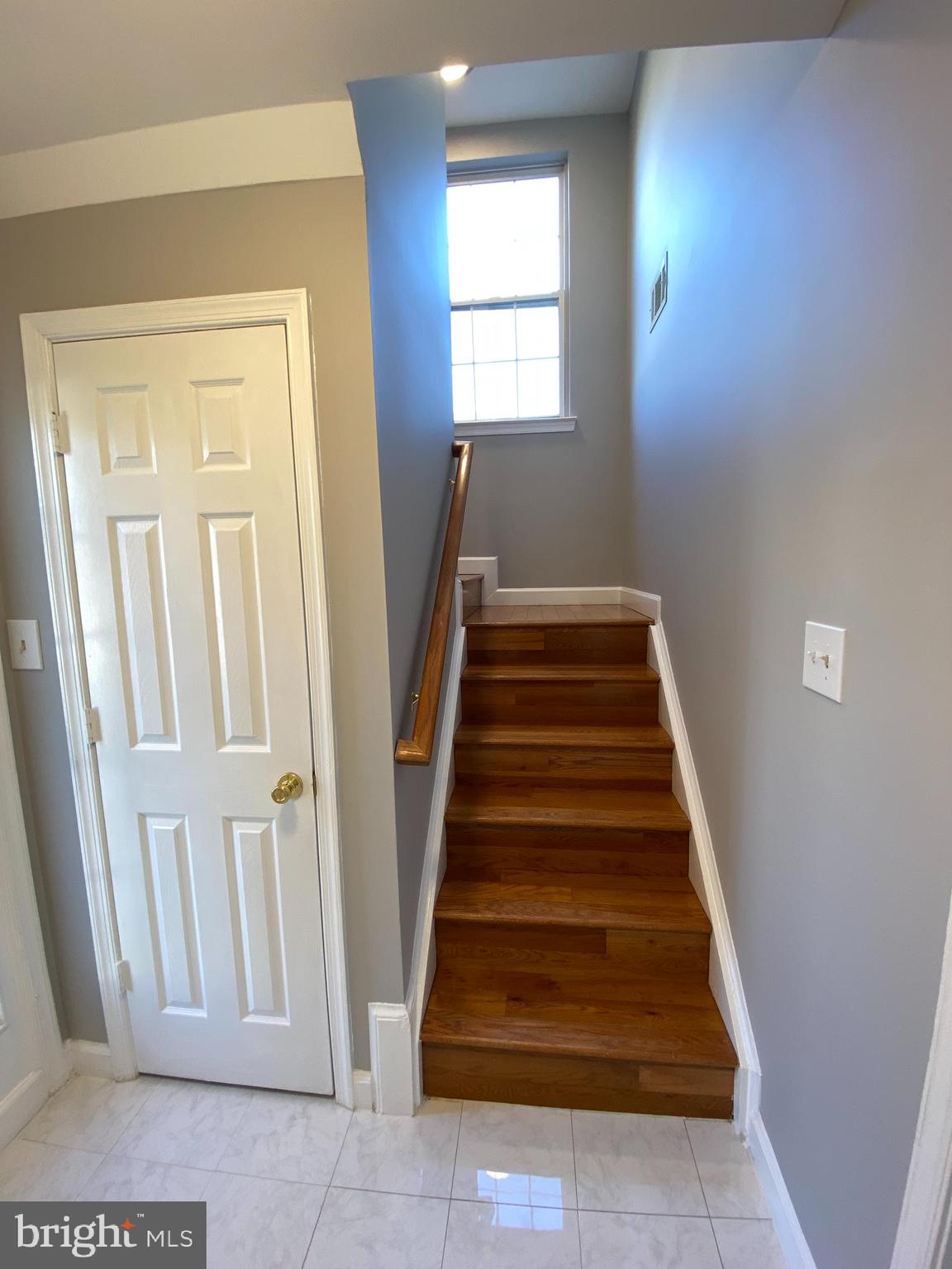 22914 Oakgrove Road Sterling, VA 20166 - Photo 13 of 42 Gallery Image 13