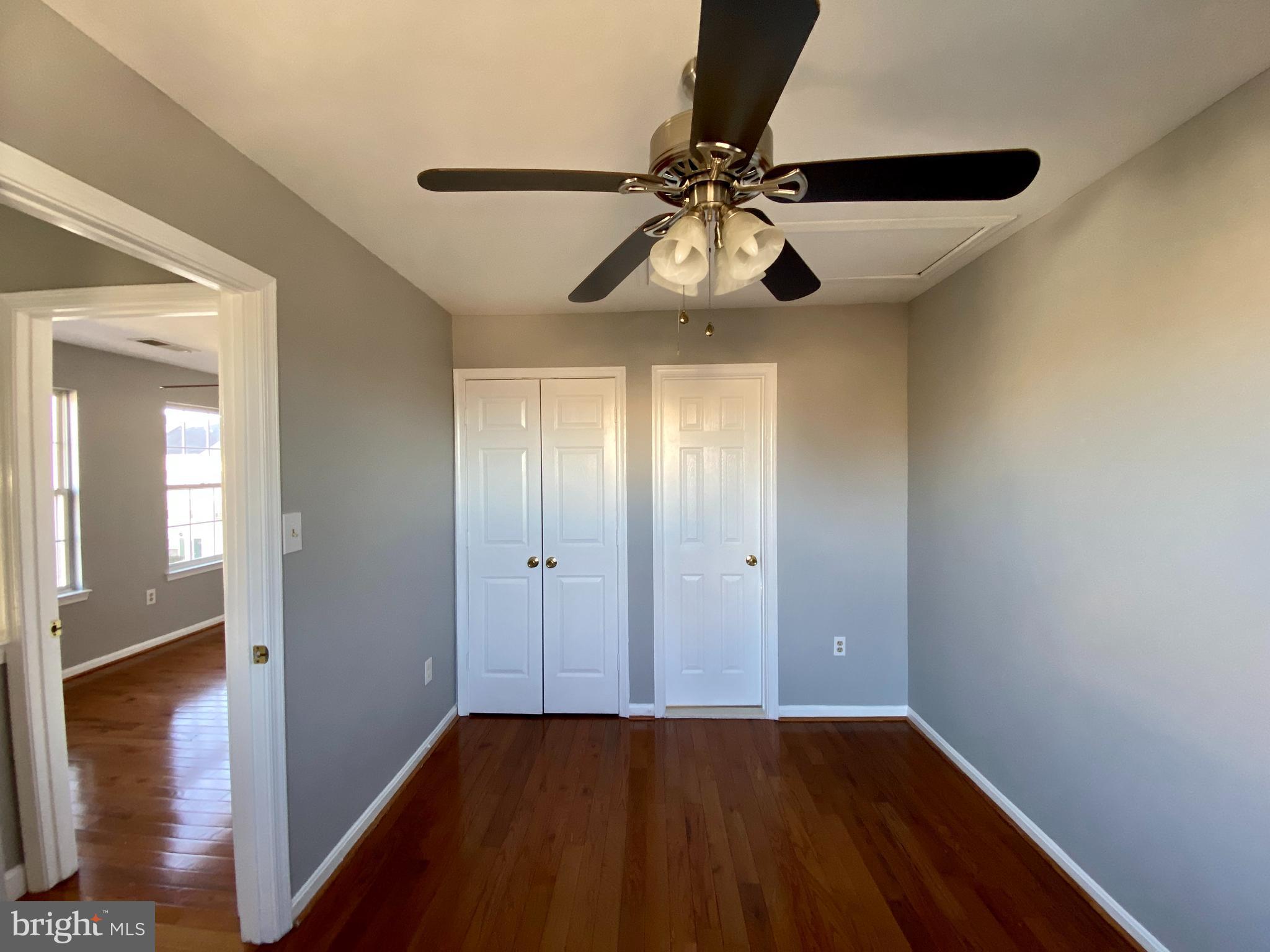 22914 Oakgrove Road Sterling, VA 20166 - Photo 28 of 42 Gallery Image 28