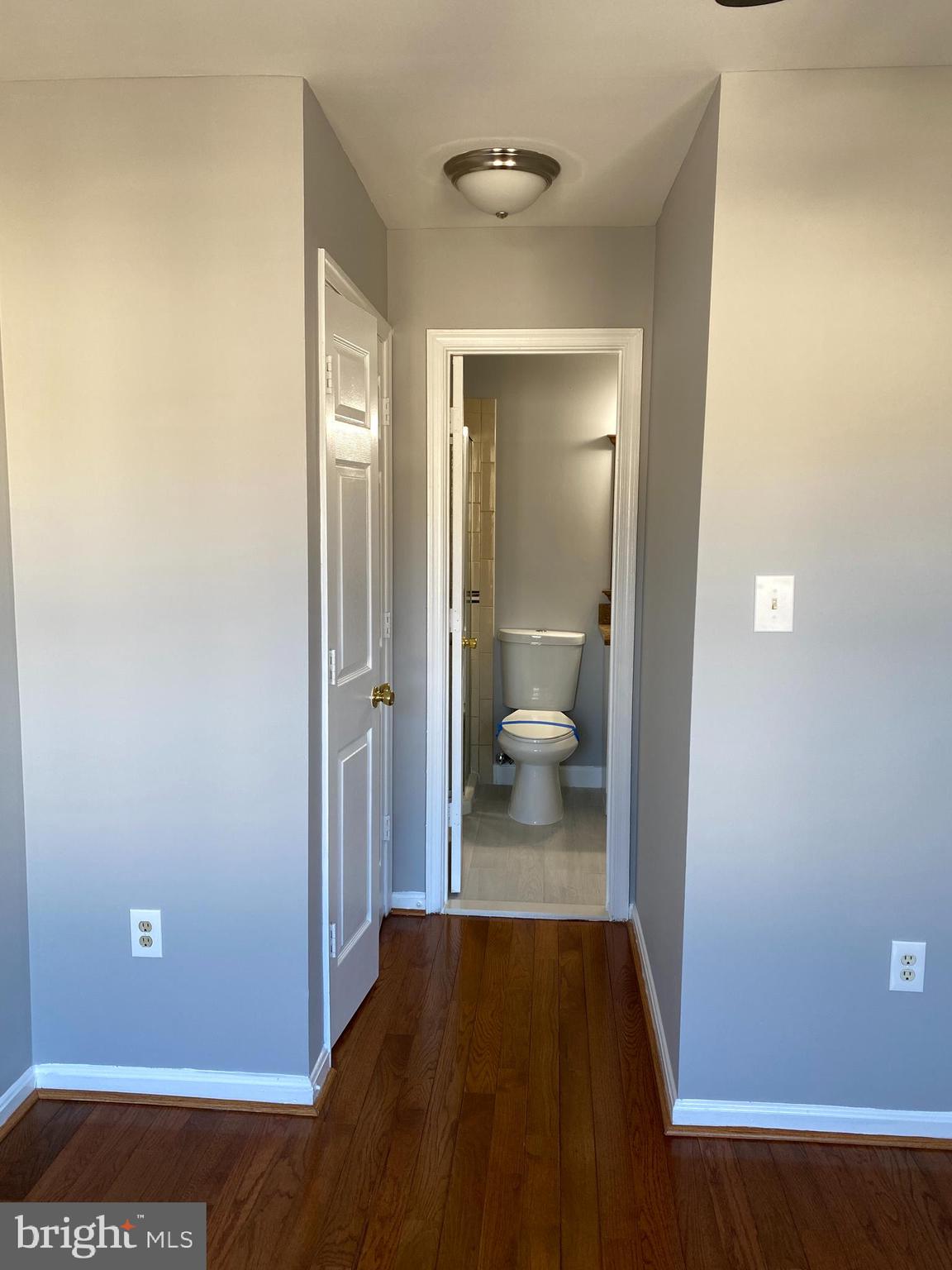 22914 Oakgrove Road Sterling, VA 20166 - Photo 31 of 42 Gallery Image 31