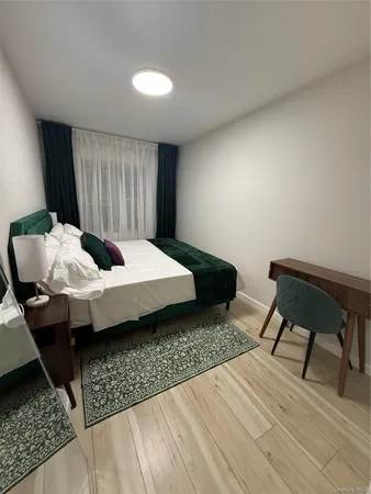 $2,900 | 168-47 93rd Avenue | Jamaica