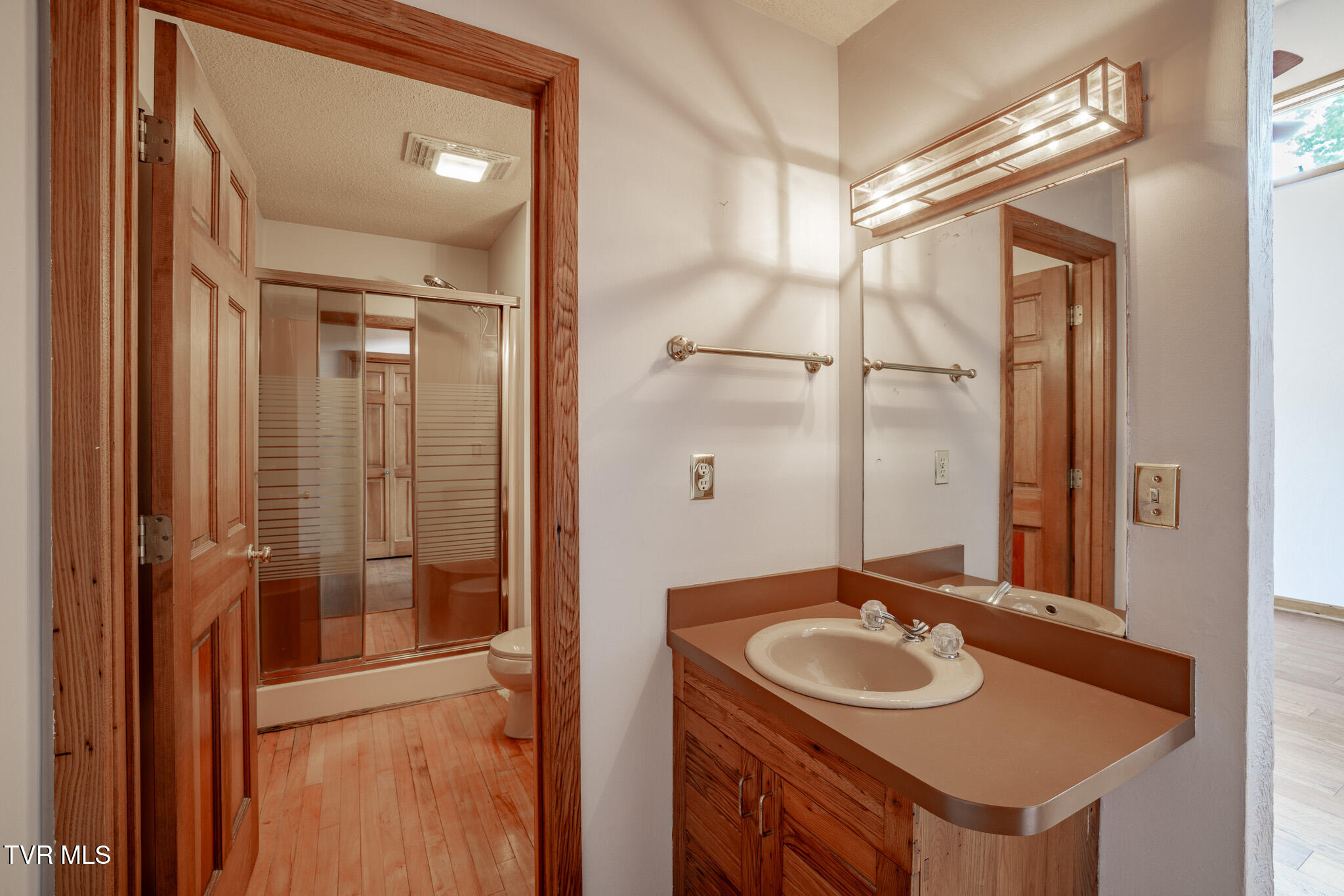 562 Gammon Road Kingsport, TN 37663 - Photo 34 of 65 1R9A8126-HDR