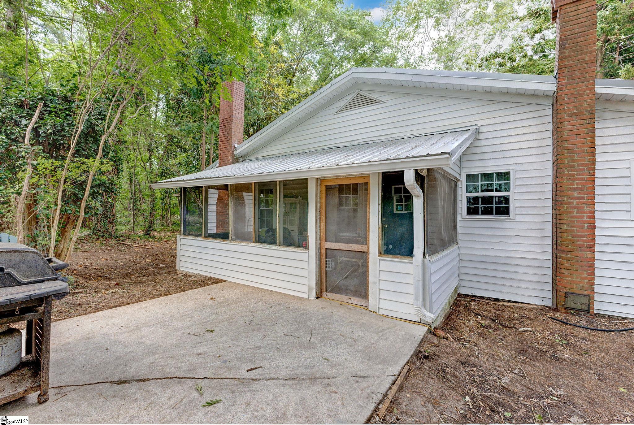 2444 Abner Creek Road Duncan, SC 29651 - Photo 20 of 34