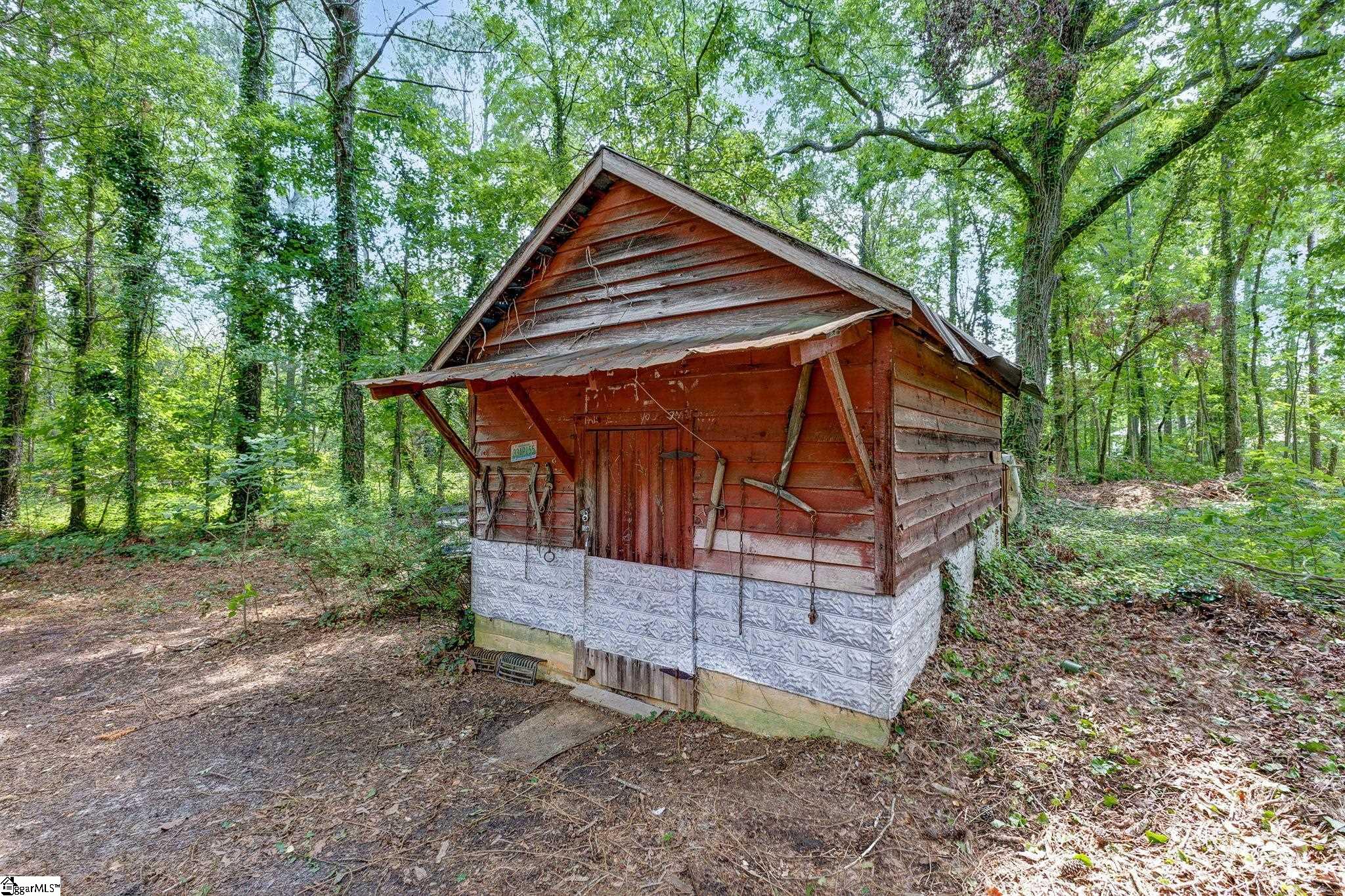 2444 Abner Creek Road Duncan, SC 29651 - Photo 22 of 34