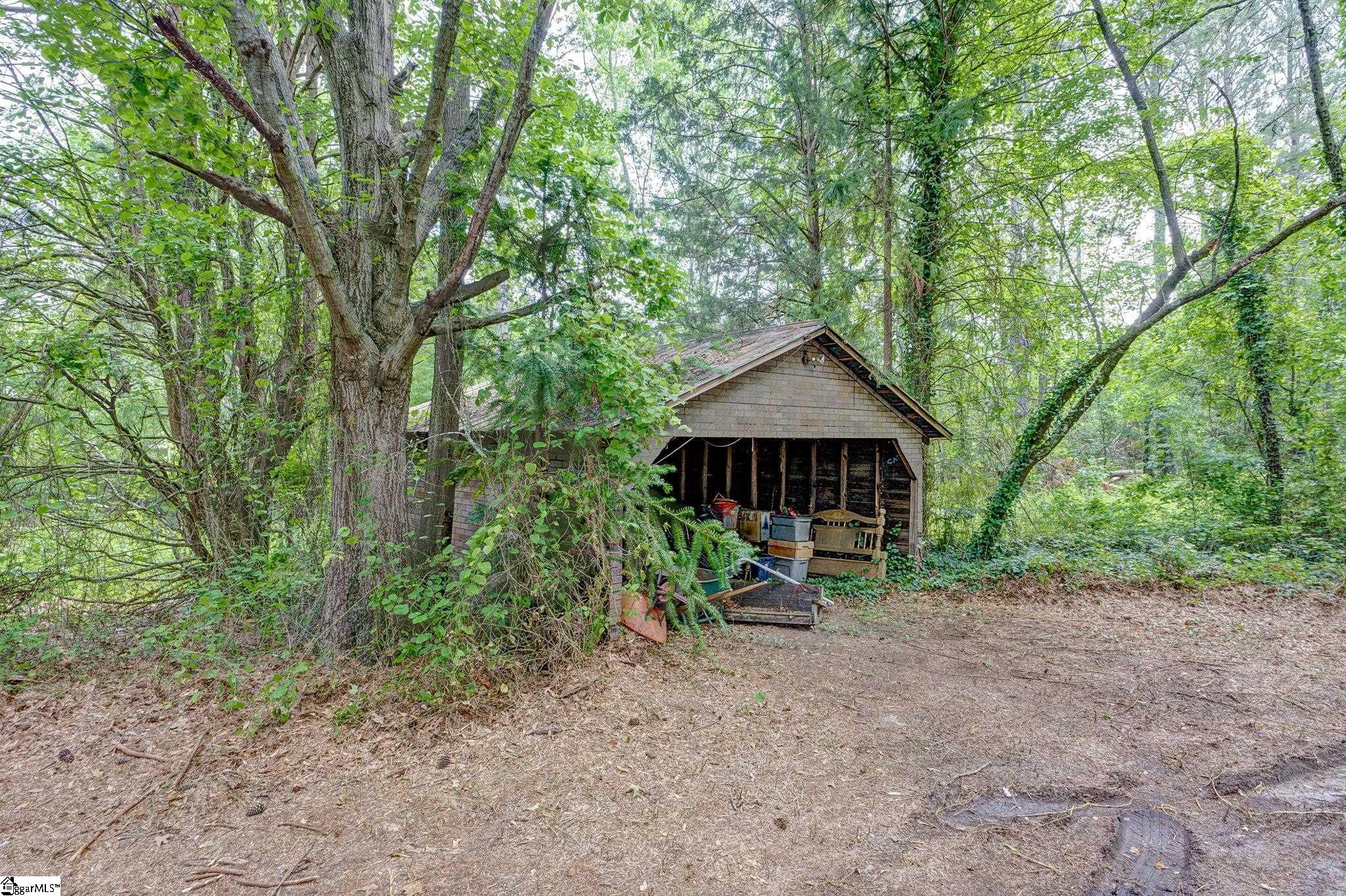 2444 Abner Creek Road Duncan, SC 29651 - Photo 23 of 34