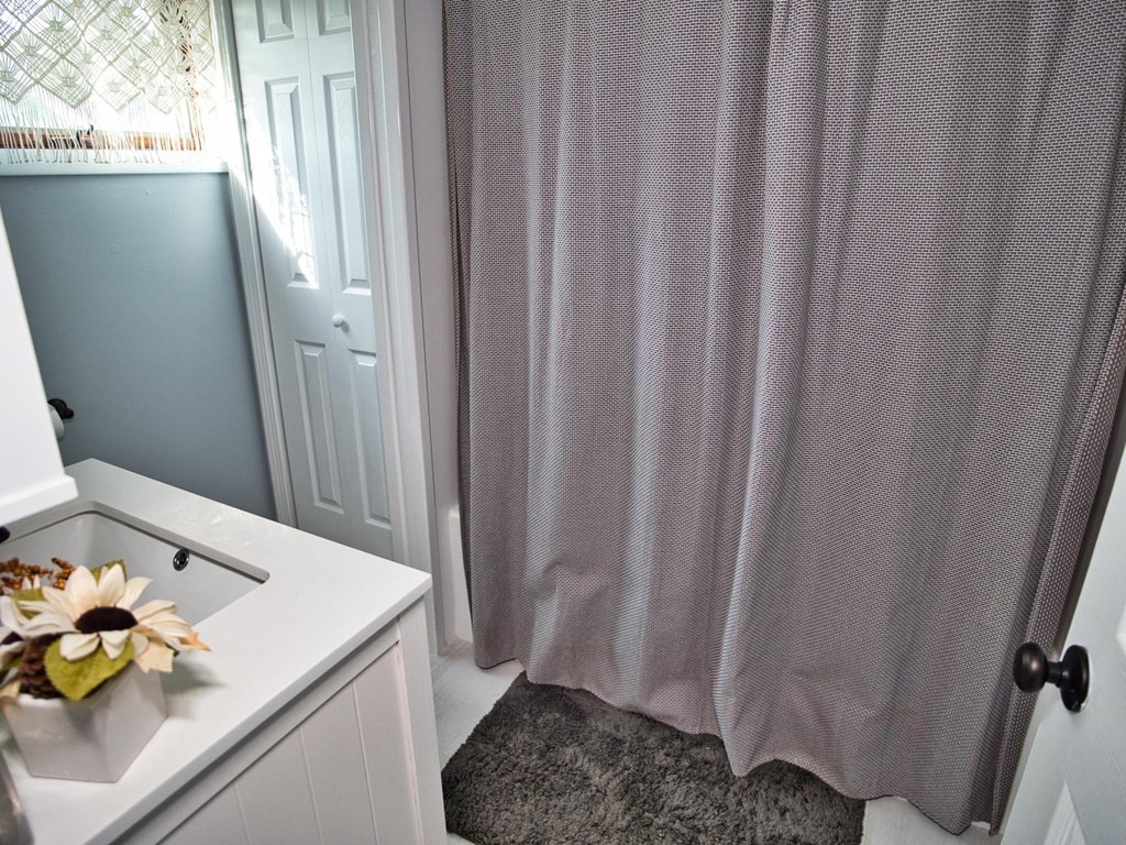 857 New Boston Road Fall River, MA 02720 - Photo 6 of 42 Gallery Image 6
