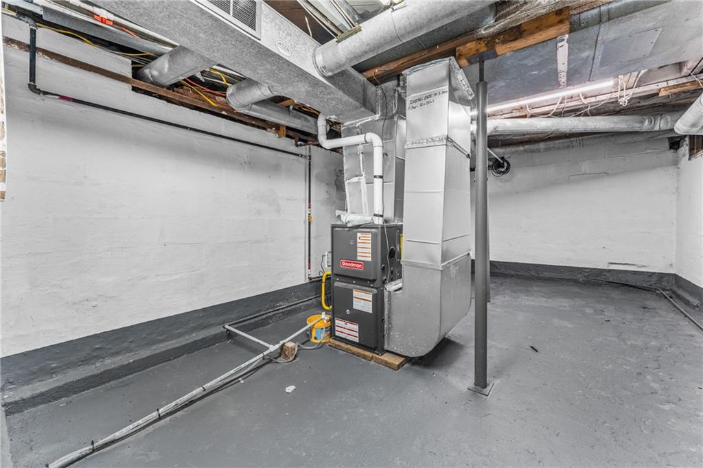 2734 Robertson Road Sharpsville, PA 16150 - Photo 27 of 34 Furnace is new, 2022