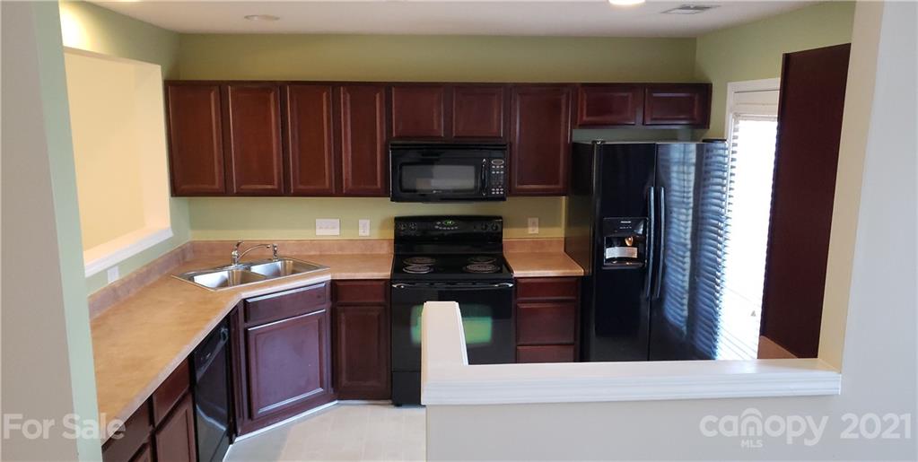 11307 Stone Trail Road Charlotte, NC 28213 - Photo 5 of 19